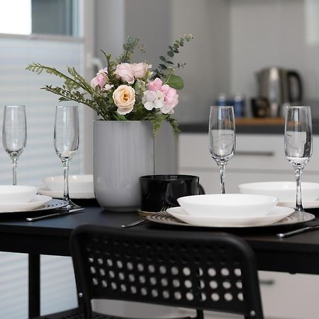 Podgorze Lipska Pet-Friendly Apartment With Balcony And Parking By Renters Prestige Cracovia Exterior foto