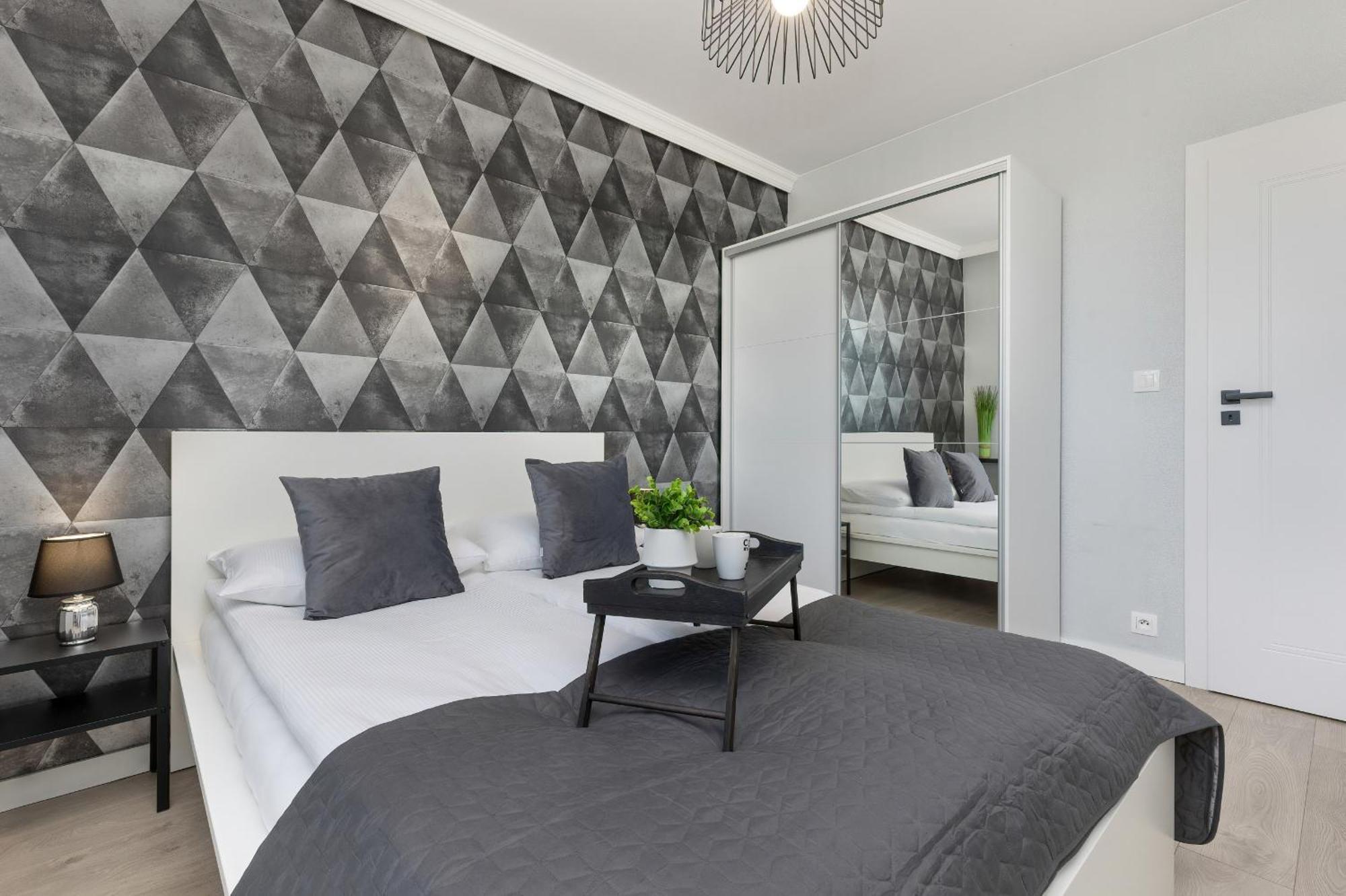 Podgorze Lipska Pet-Friendly Apartment With Balcony And Parking By Renters Prestige Cracovia Exterior foto